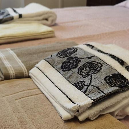 Angela Home - Rooms Sedico Bagian luar foto