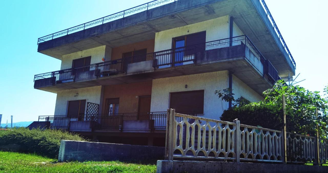 Angela Home - Rooms Sedico Bagian luar foto